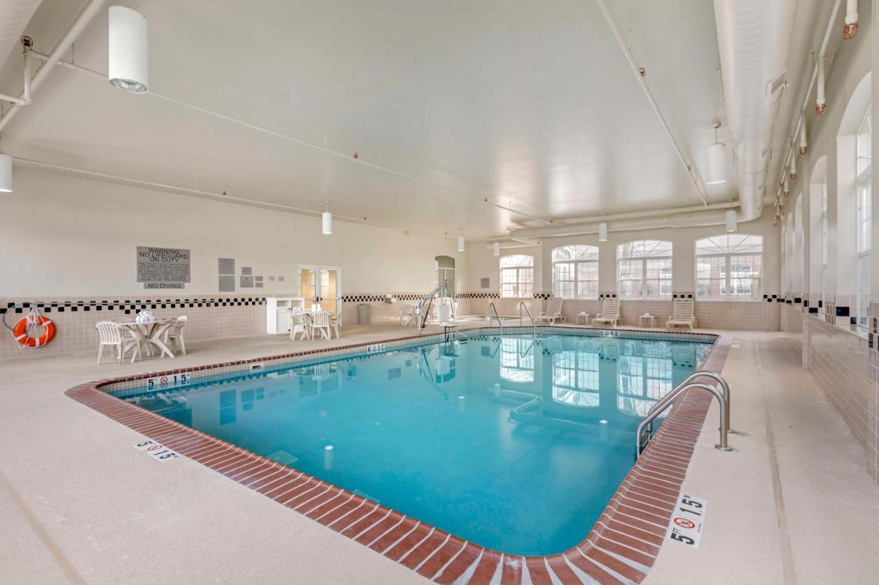 Country Inn & Suites By Radisson, Elk Grove Village-Itasca المظهر الخارجي الصورة